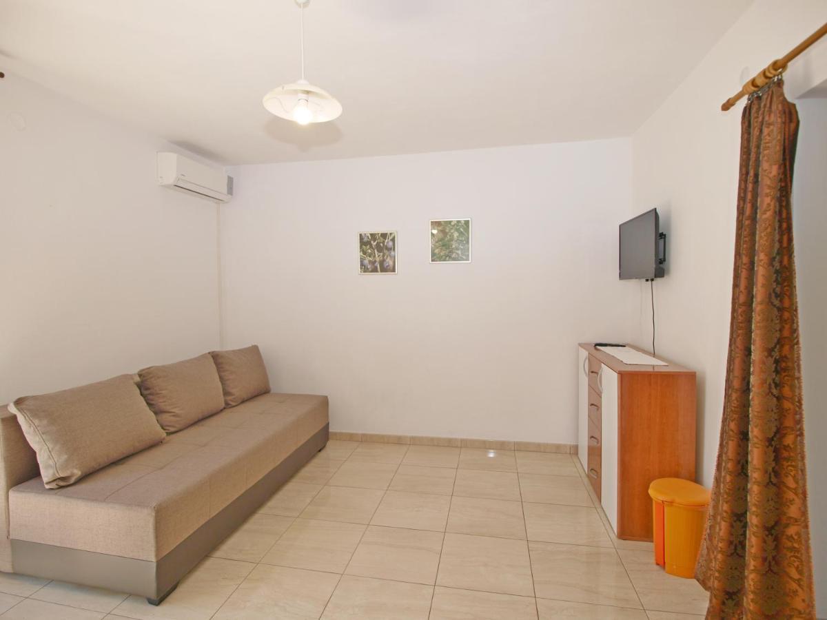 Apartmani Korljan Gradac  Exteriér fotografie