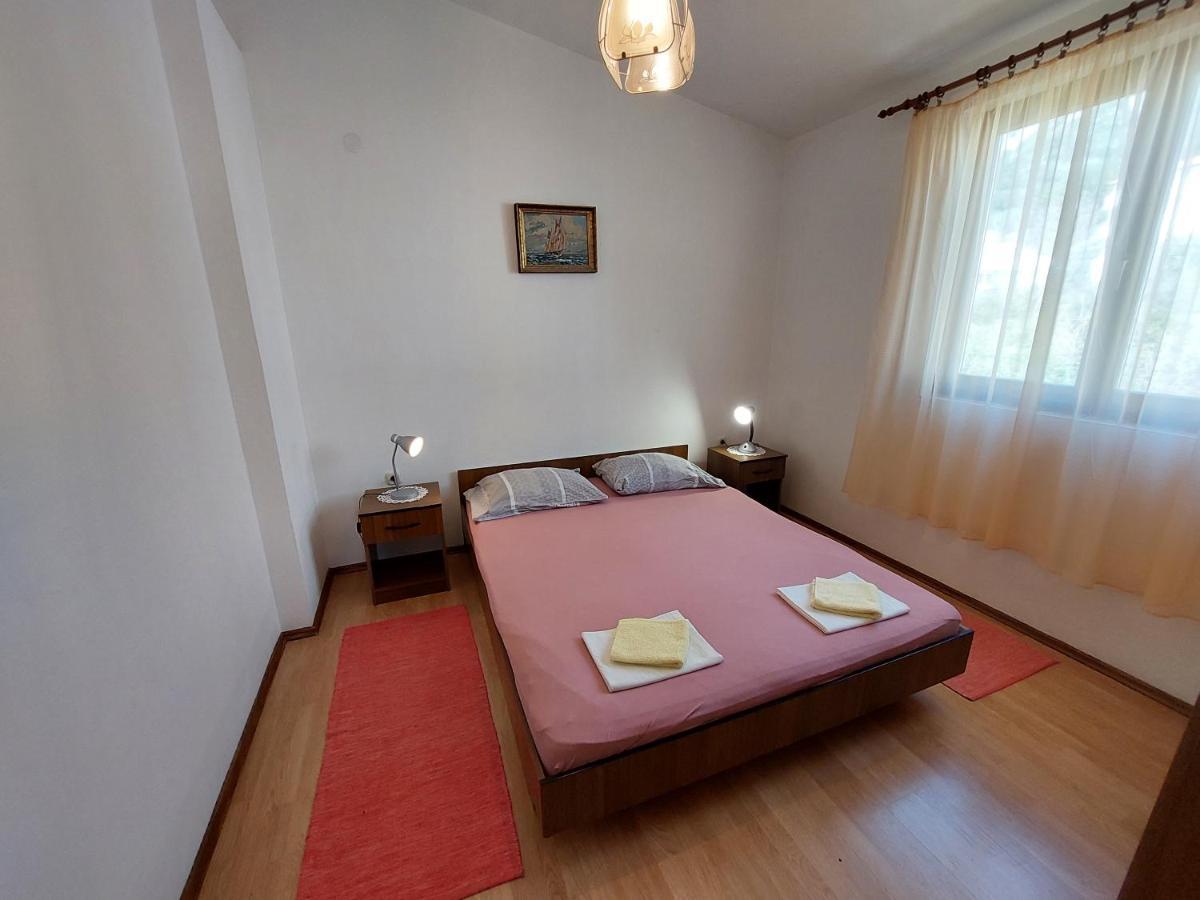 Apartmani Korljan Gradac  Exteriér fotografie
